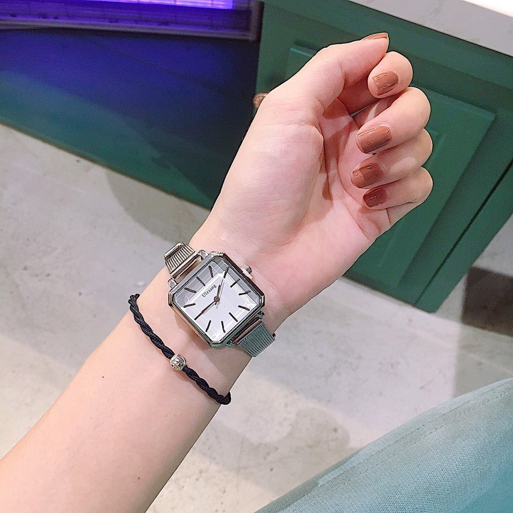 Đồng hồ ULZZANG nữ dây da mềm mặt vuông cổ điển (KÈM HỘP)