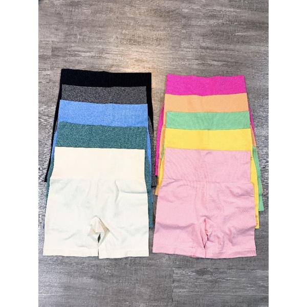 Combo 2 quần đùi tập chất đẹp