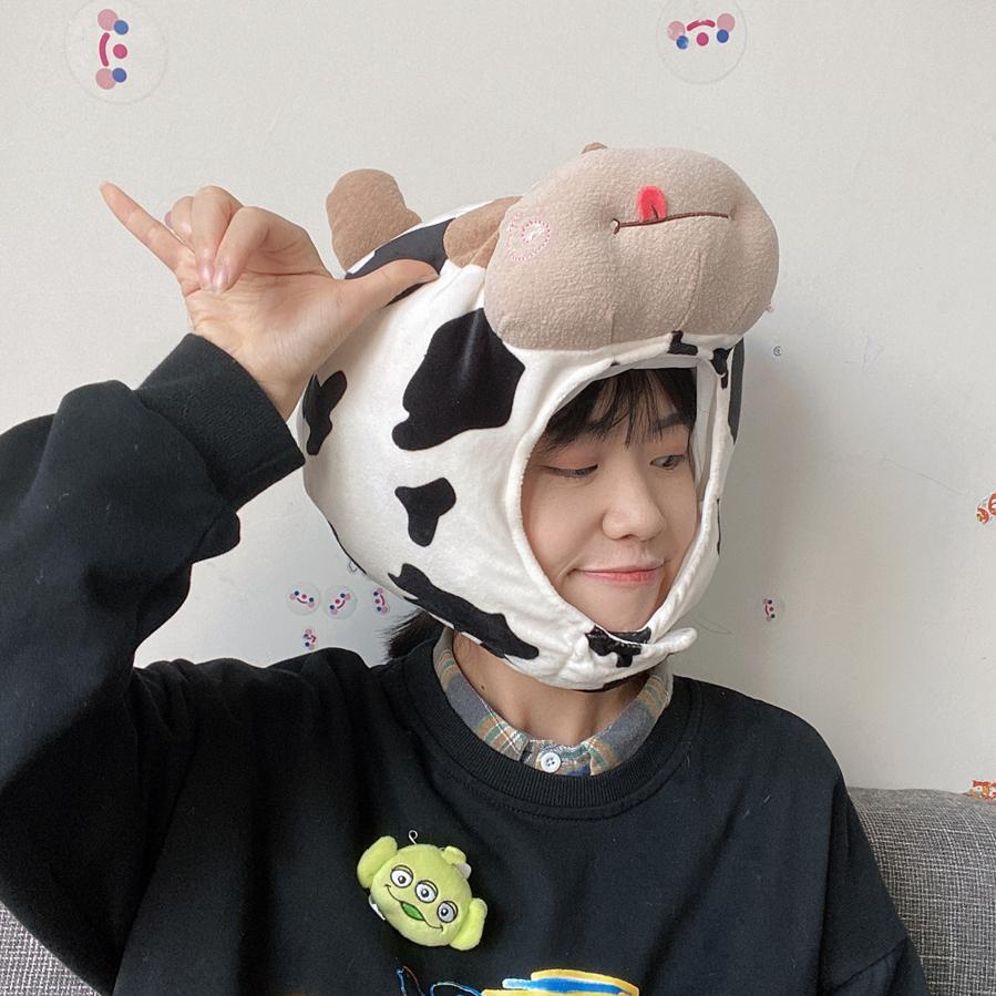 Mũ Hình Bò Sữa Vải Nhung Ox Màu Trắng Đen Hoạt Hình Dễ Thương Làm Quà Tặng Halloween Nhật Hàn Cho Bạn Gái ins