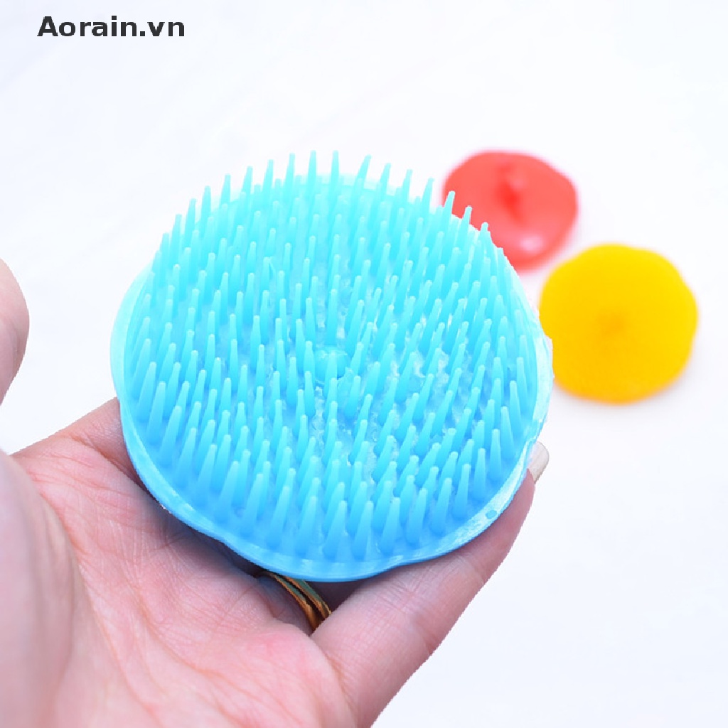 Lược Nhựa Mát Xa Da Đầu Khi Tắm