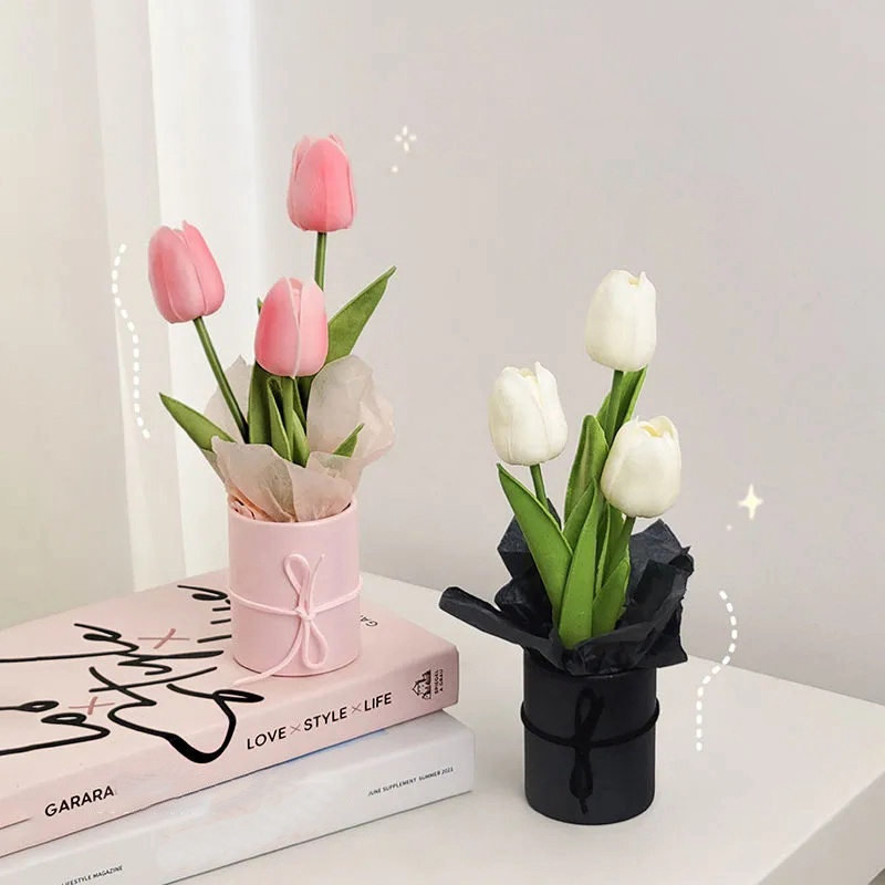 Bó Hoa Tulip Nhân Tạo Dùng Làm Quà Tặng Valentine