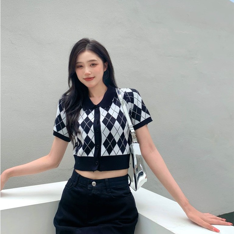 QADCOL Áo sweater nữ dệt kim cổ polo tay ngắn họa tiết sọc caro trẻ trung
