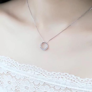 Vòng cổ đá