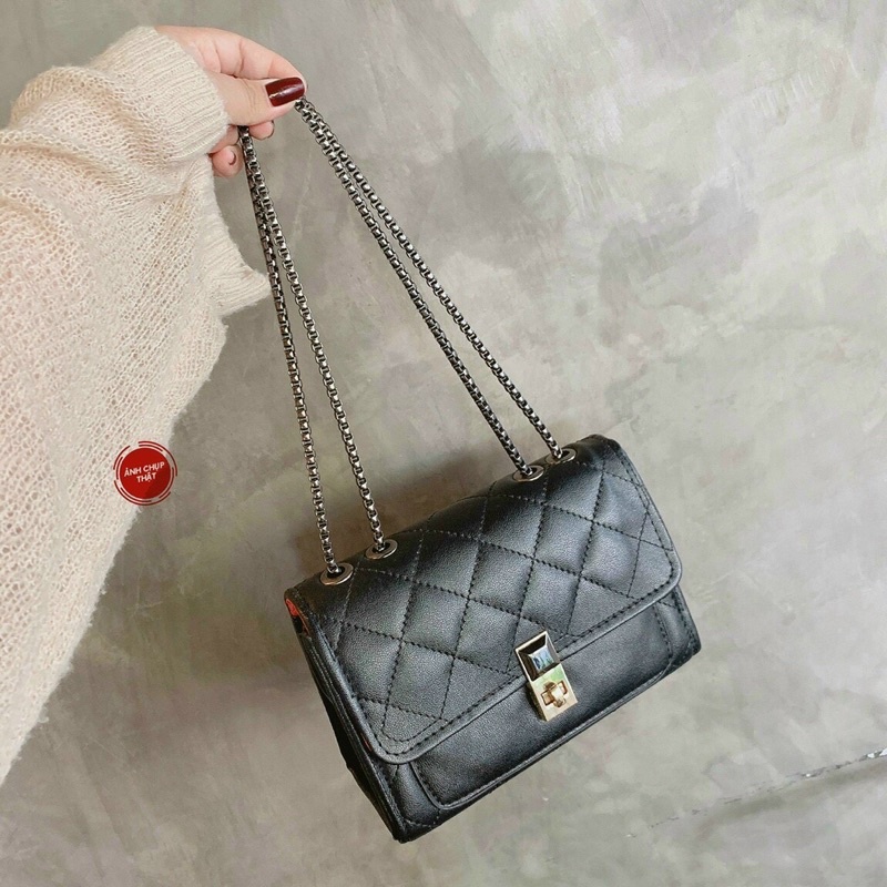Túi đeo chéo thời trang khoá xoay