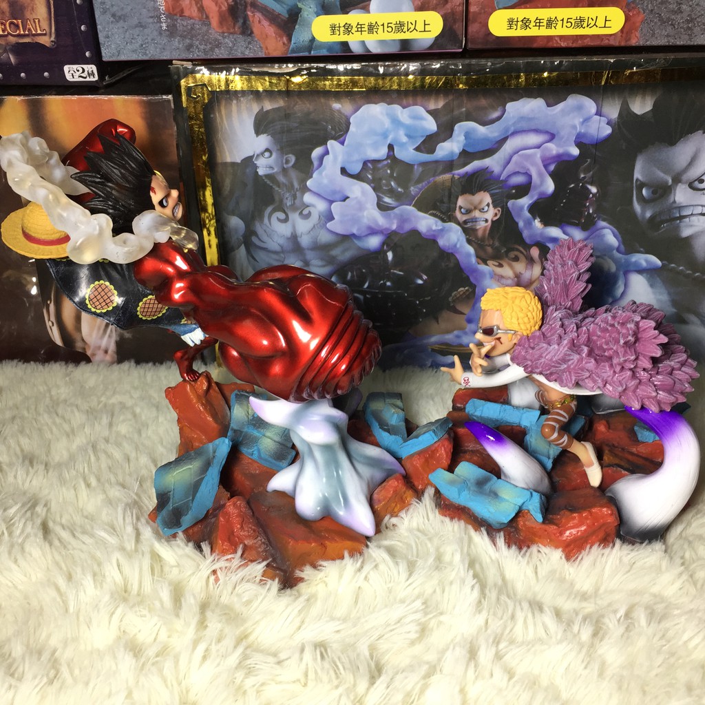Mô hình Luffy Gear4 Vs Doflamingo