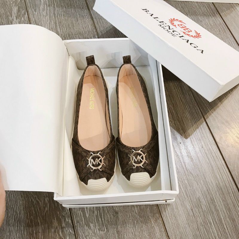 Giày MK đẹp xuất sắc