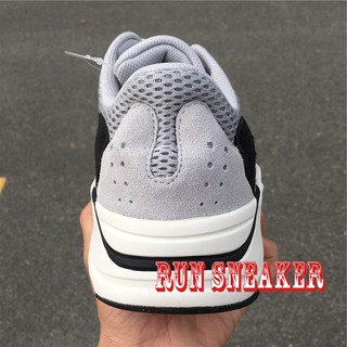 [HÀNG ĐẸP] Giầy thể thao YZ Boost 700 runner