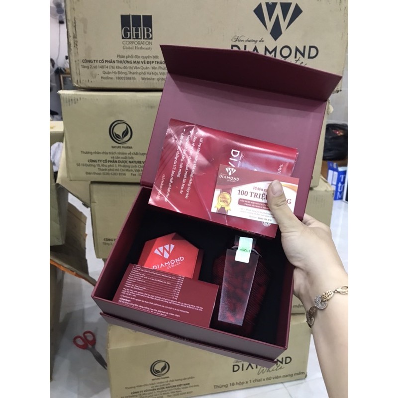 Combo 3 hop Diamond white viên uống trắng da Ngọc trinh ( tem cào chính hãng cty 100%)tặng kèm 2 chai collagen | BigBuy360 - bigbuy360.vn
