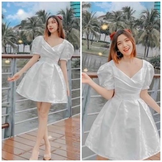 Đầm trắng cổ V đắp chéo (kèm hình thật)