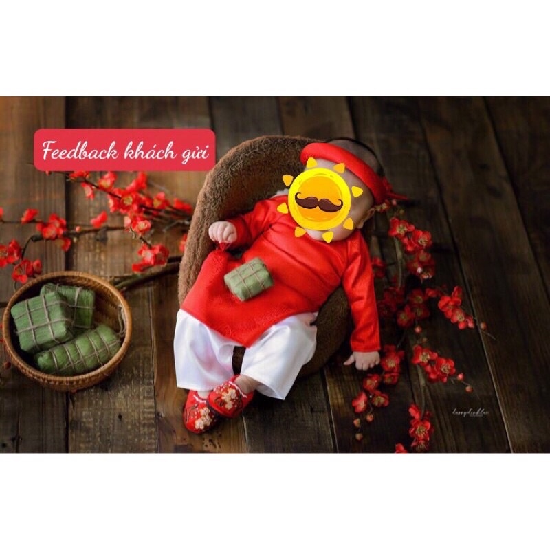 Áo dài lụa đỏ cho bé