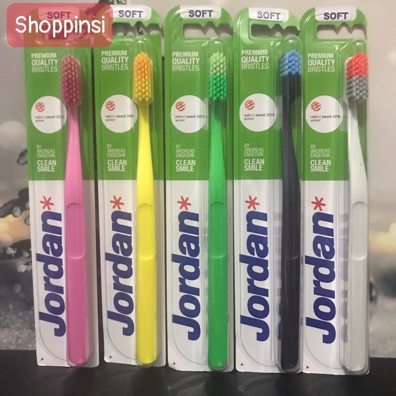 Bàn Chải Đánh Răng JORDAN Clean Smile Soft