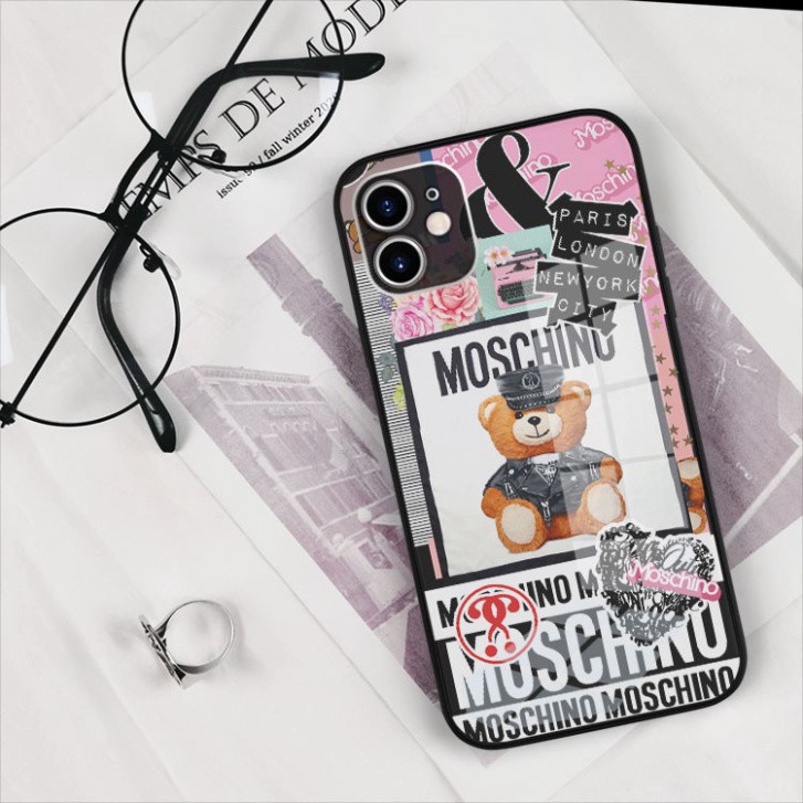 Ốp kính cường lực hình logo Moschino yêu quý riêng mình Iphone OK-JC20210021