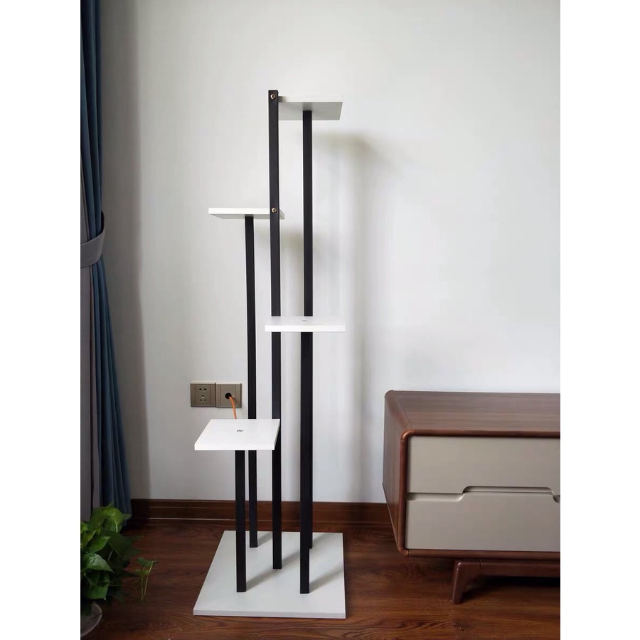 Kệ để chậu cây Nội Thất Thành Luân làm bằng khung sắt sơn tĩnh điện và mặt gỗ cao cấp đủ kích thước 88cm 1m2 và 1m4