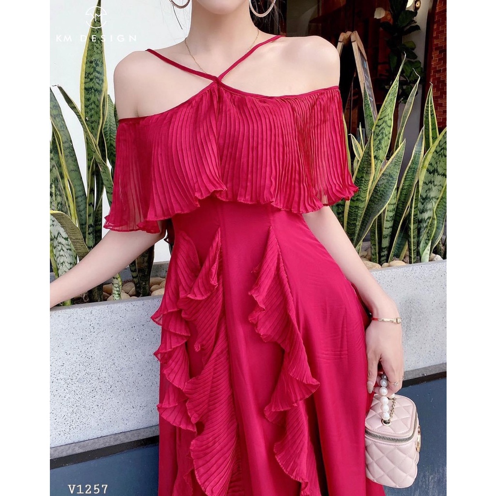 Váy maxi dập ly cổ yếm tà bèo