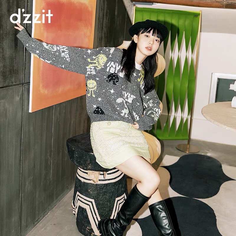 Áo len xám hoạ tiết Dzzit