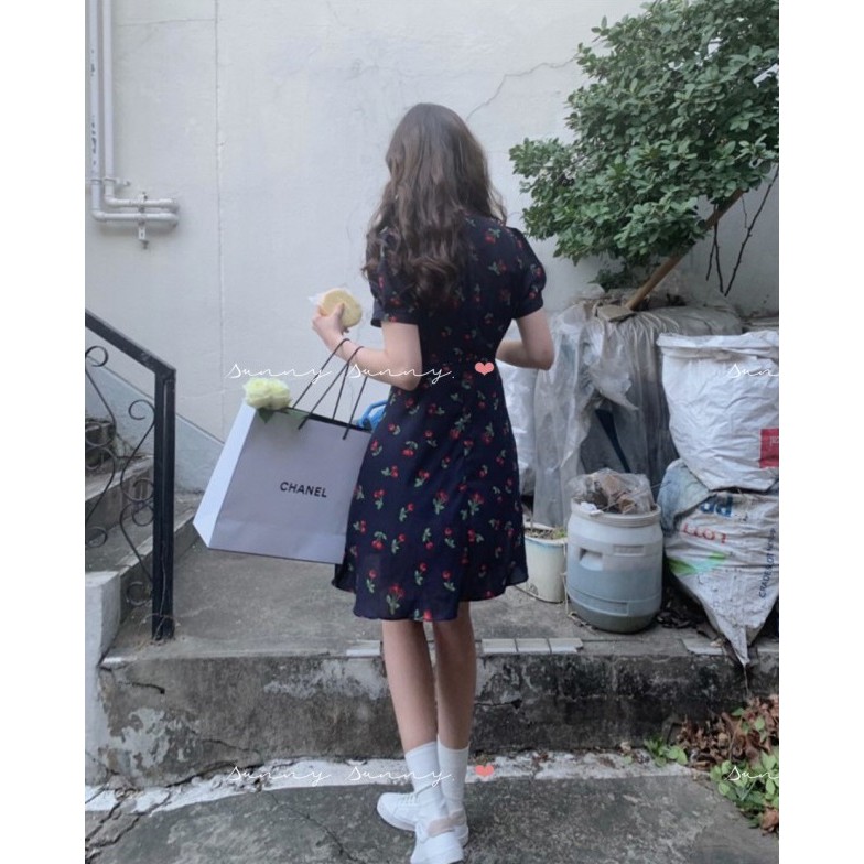 Đầm hoa nhí vintage cổ tim ngắn tay dáng suông Hàn Quốc - Roxie | BigBuy360 - bigbuy360.vn