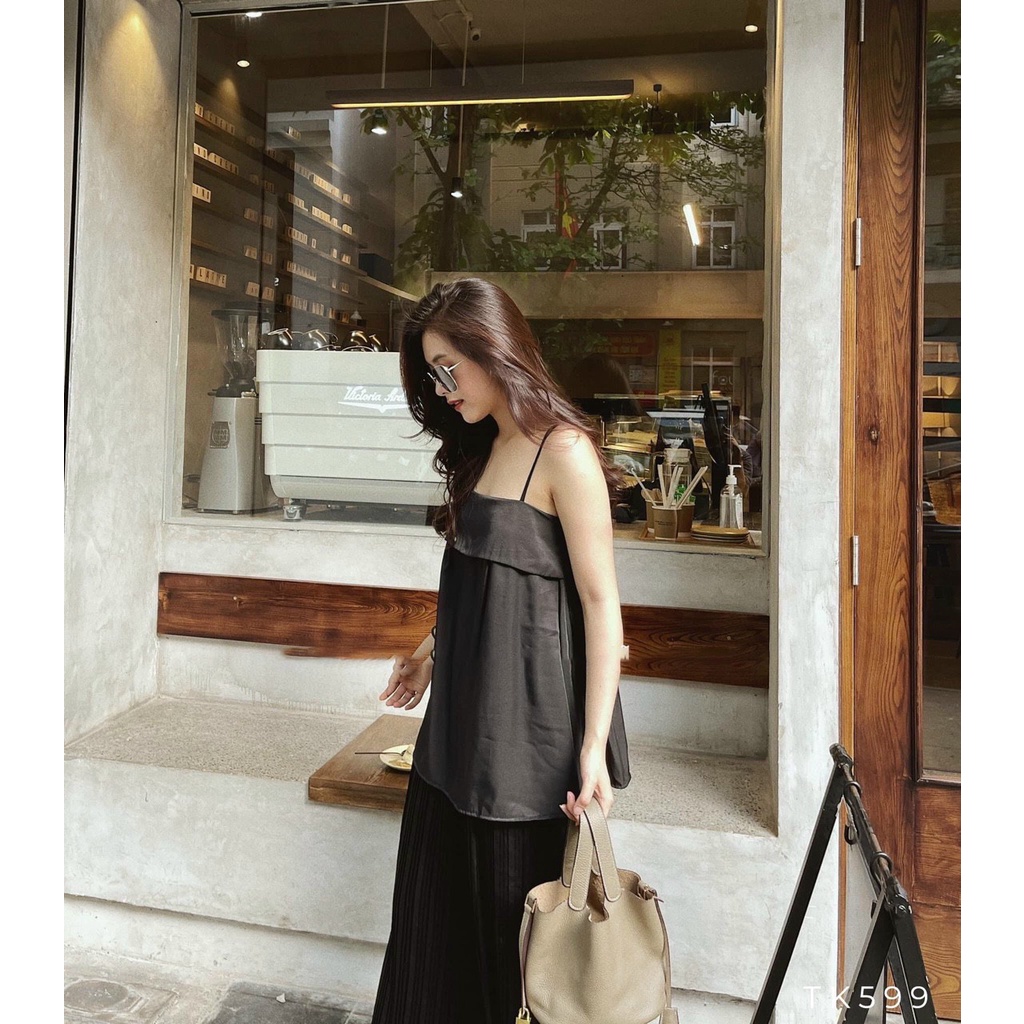 Áo 2 dây xòe oversize form xòe rộng dễ thương