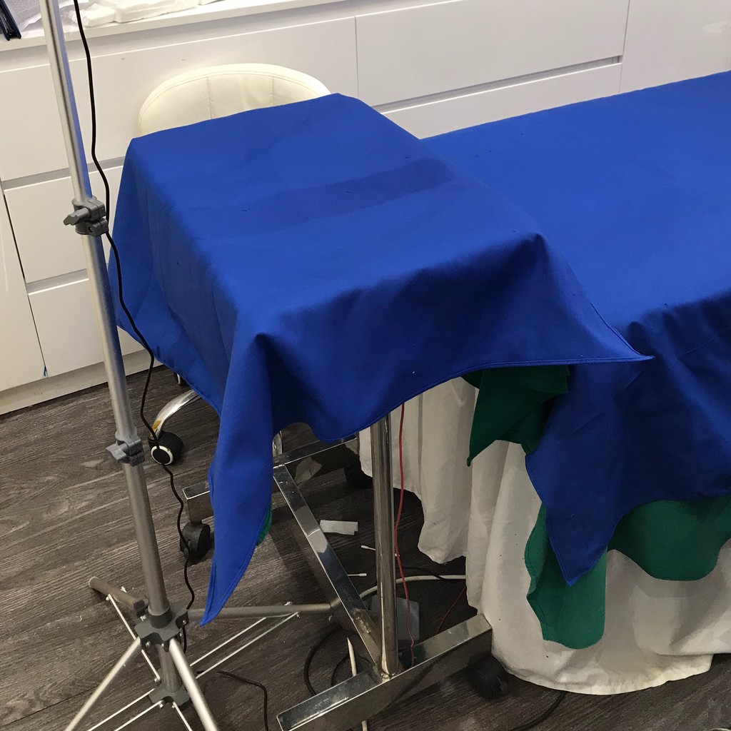 Khăn trải bàn dụng cụ thẩm mỹ cao cấp 75cm x 75cm