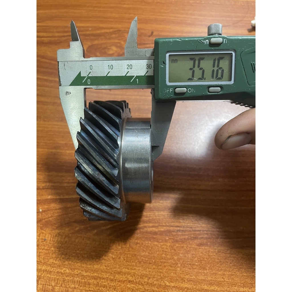 Bánh răng nghiêng ăn khớp 90 độ-Z24m2