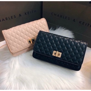 Túi c n k ô trám đeo chéo hot rần rật khoá gạt ảnh thật shop chụp