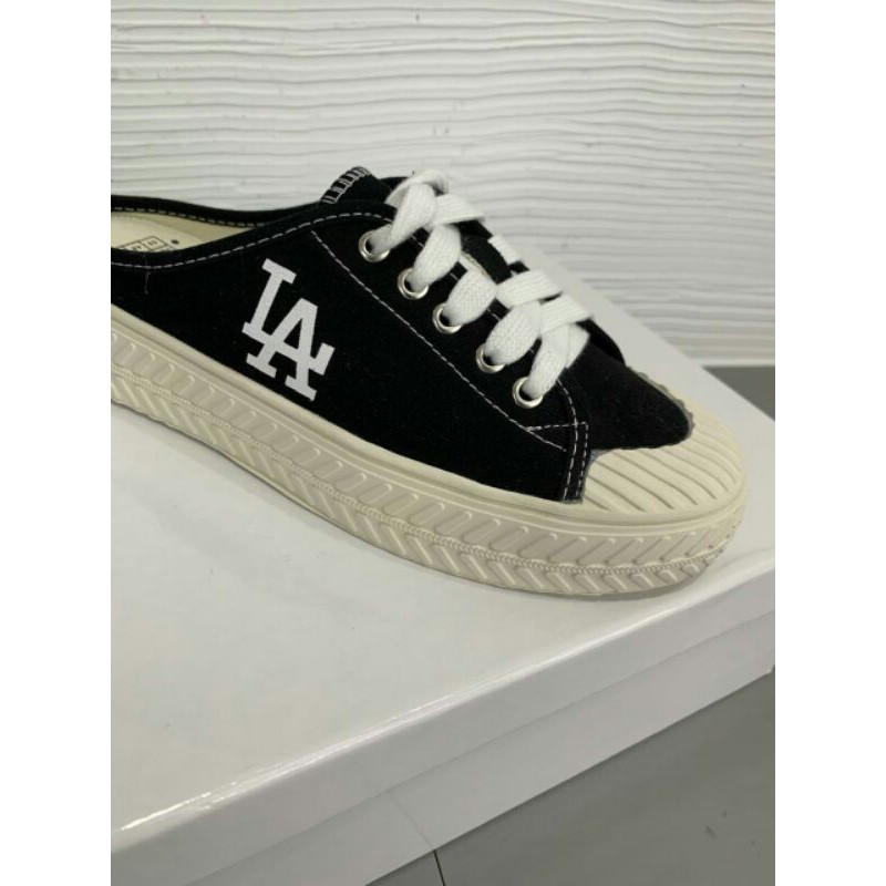 sục thể thao ny  chất vải hàng hộp