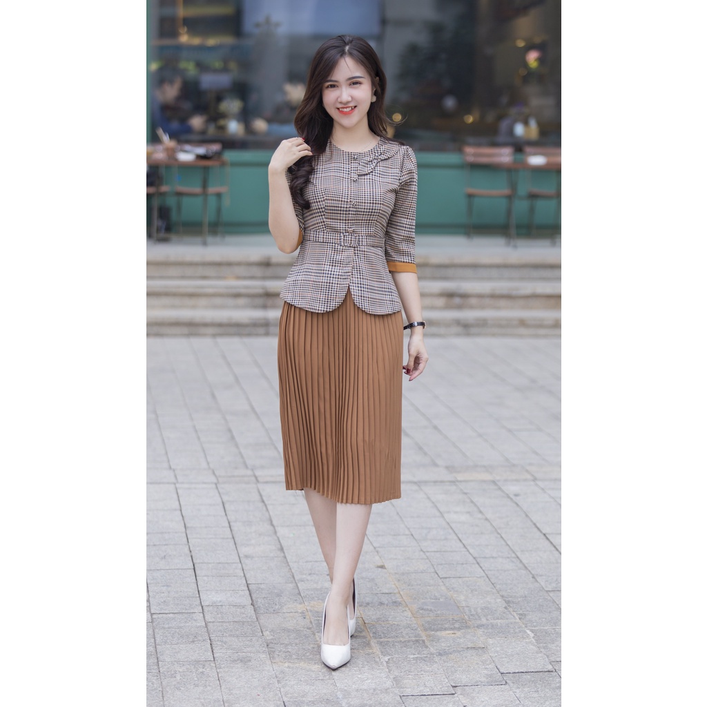 Set váy công sở nữ , Combo áo cổ tròn cúc bọc tay lỡ mix chân váy xếp ly chất liệu kate nhật cao cấp hiện đại | BigBuy360 - bigbuy360.vn