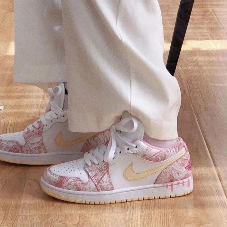 Giày Thể Thao Nữ Air Jordan 1 Low Hồng Kem Vảy Sơn cực hot cho Nữ Full Box 2021, JD1 Pink -Tình Sneaker | BigBuy360 - bigbuy360.vn