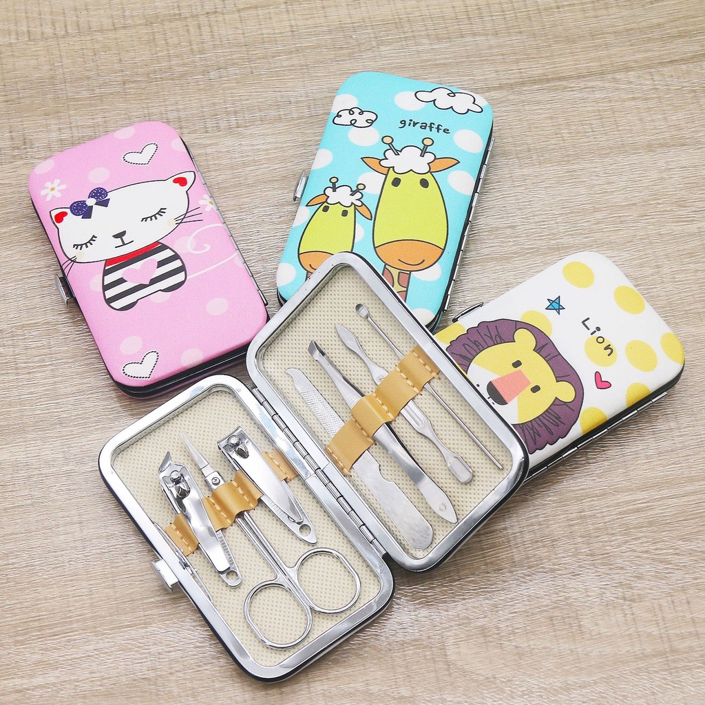 Bộ Dụng Cụ Bấm Móng Tay 7 Chi Tiết Loại Đẹp