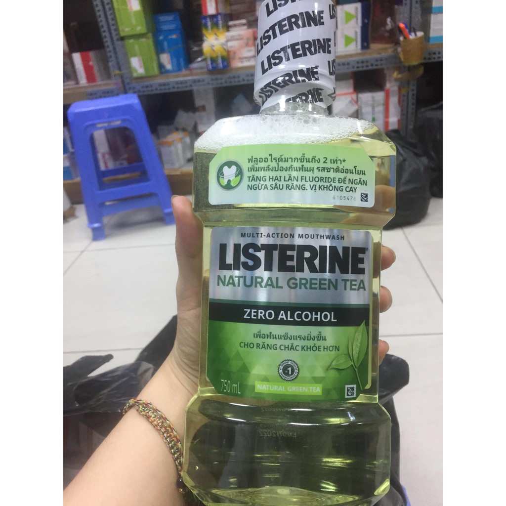 Nước Súc Miệng Trà Xanh Listerine Natural Green Tea (250ml) 750ml