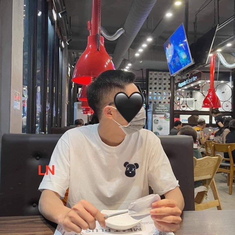 Áo lô gô thỏ mắt XX gó ngực LN11