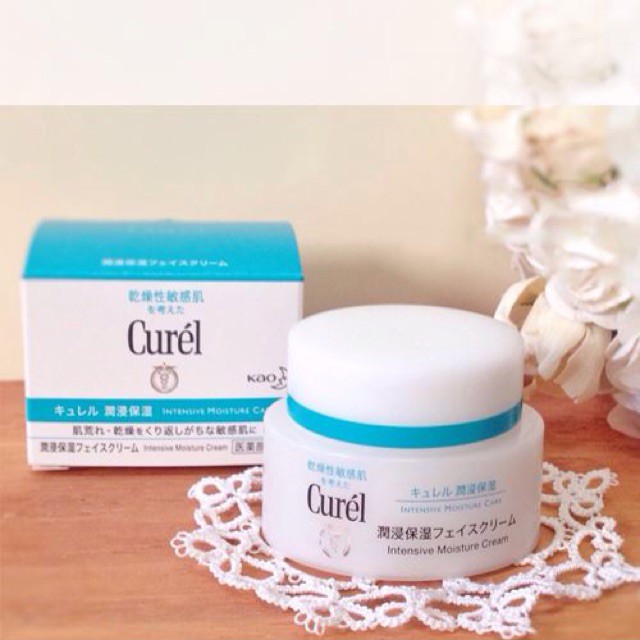 KEM DƯỠNG ẨM TRẮNG DA CUREL WHITENING MOISTURE 40g (Giành cho da khô và da nhậy cảm)