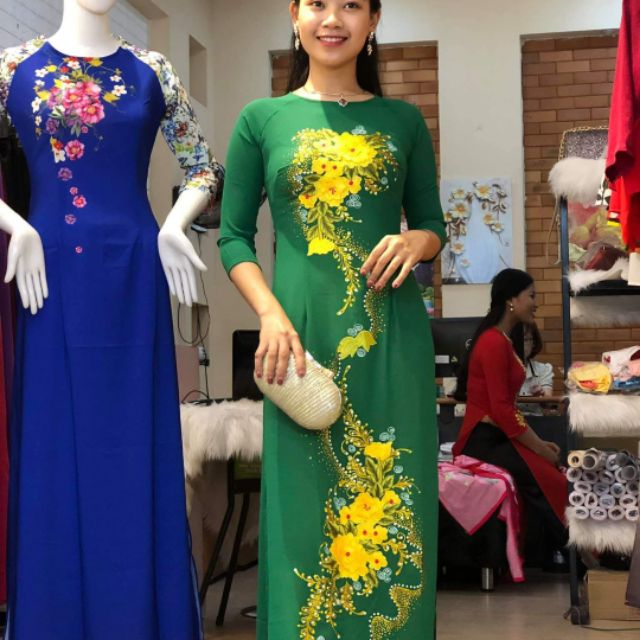 (HÀNG CÓ SẴN) 🎈SAKE 4 MẪU ÁO DÀI LUA CPHONG HOA NỔI CHỈ 260 K 1 ÁO MAY SẴN
