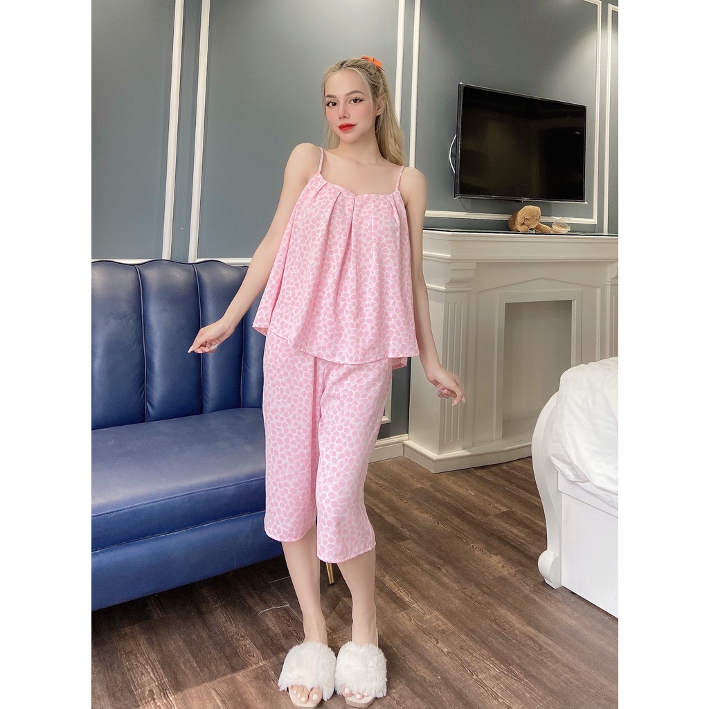 Đồ Bộ Mặc Nhà VAYO, Bộ Lửng Đồ Mặc Nhà Áo Hai Dây Xếp Ly Ngực Đẹp Vải Lụa Mát Thời Trang Nữ Có Túi Dưới 65kg