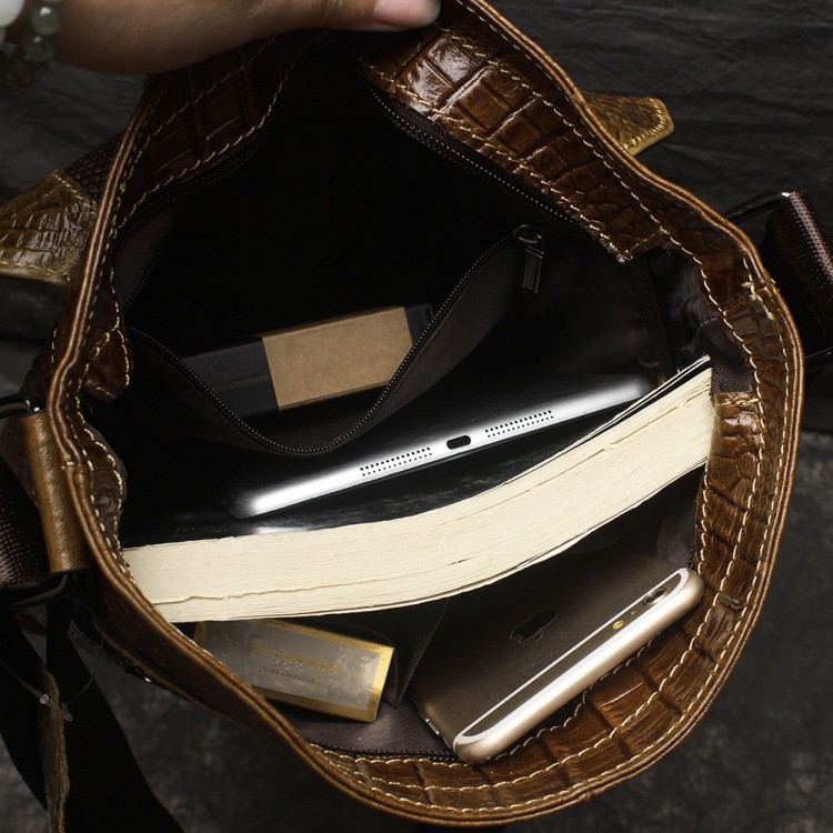 Túi đeo chéo nam da bò thật 100% dập vân cá sấu cao cấp, kiểu dáng sang trọng ...KT :28x24x5.5cm NÂU ĐẬM - NÂU SÁNG -ĐEN