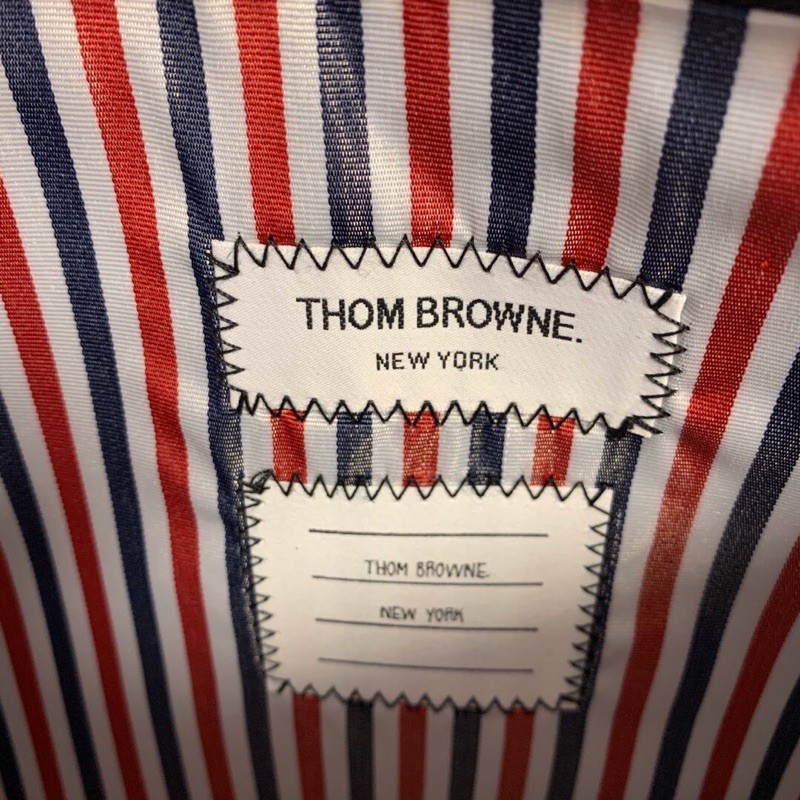 Ví tab đứng nam chất liệu da lớp ngoài cao cấp khoá kéo kim loại chống bay màu thom browne