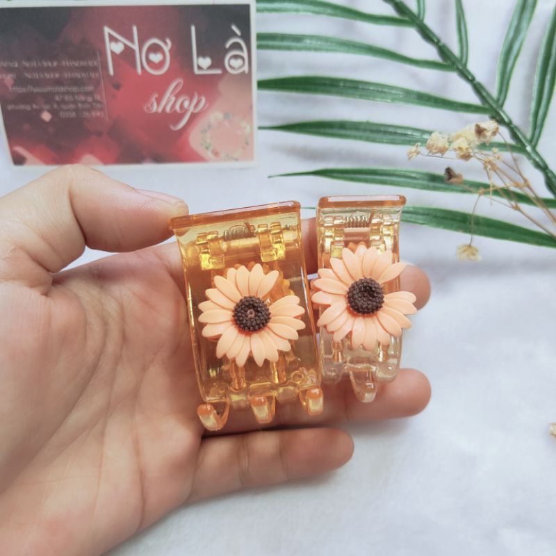 Kẹp tóc càng cua hoa cúc ( loại 1 ) hot trend cho nữ xinh xắn chất liệu cao cấp bền đẹp