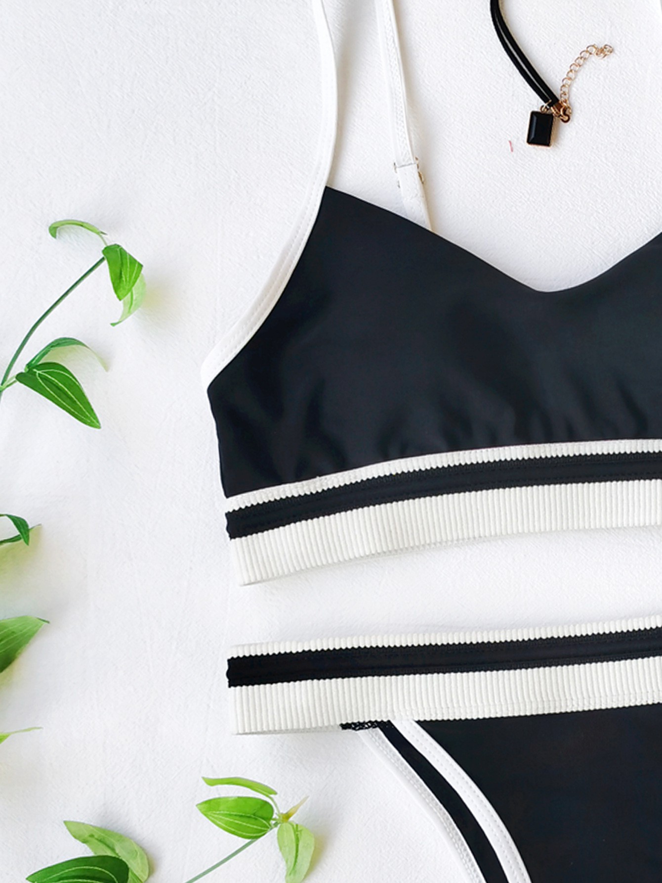 Set Đồ Tắm Họa Tiết Hoa Lá Quyến Rũ Dành Cho Nữ | BigBuy360 - bigbuy360.vn