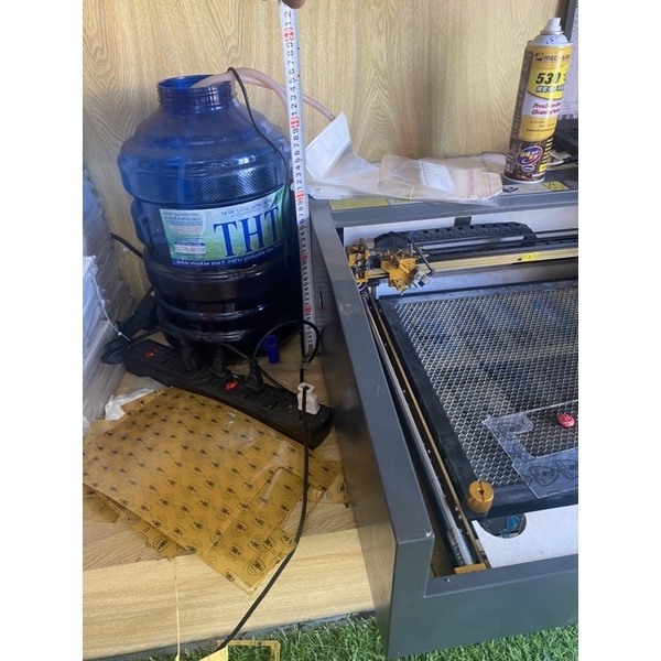 Máy cắt cường lực điện thoại 40x40 lkt