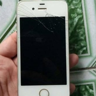 Điện thoại cục gạch cũ hỏng