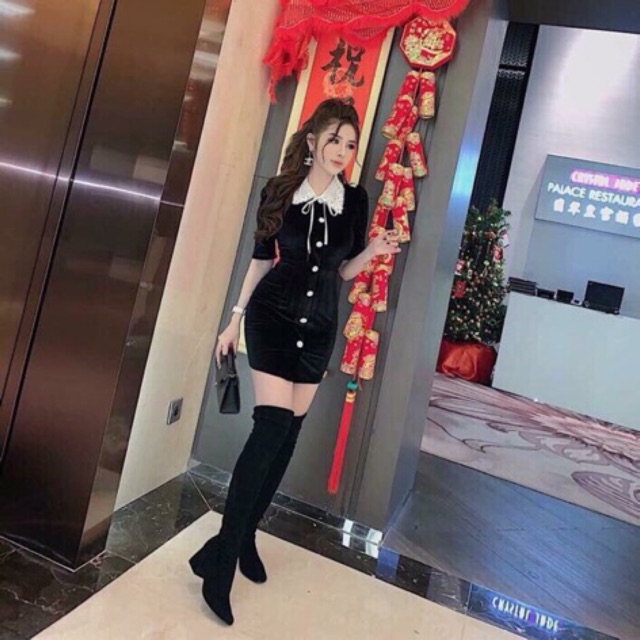 SALE ĐẦM BODY CỔ REN RỜI