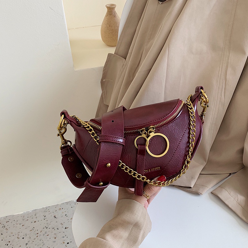 Túi đeo chéo IELGY dễ phối đồ phong cách thời trang Hàn Quốc dành cho nữ