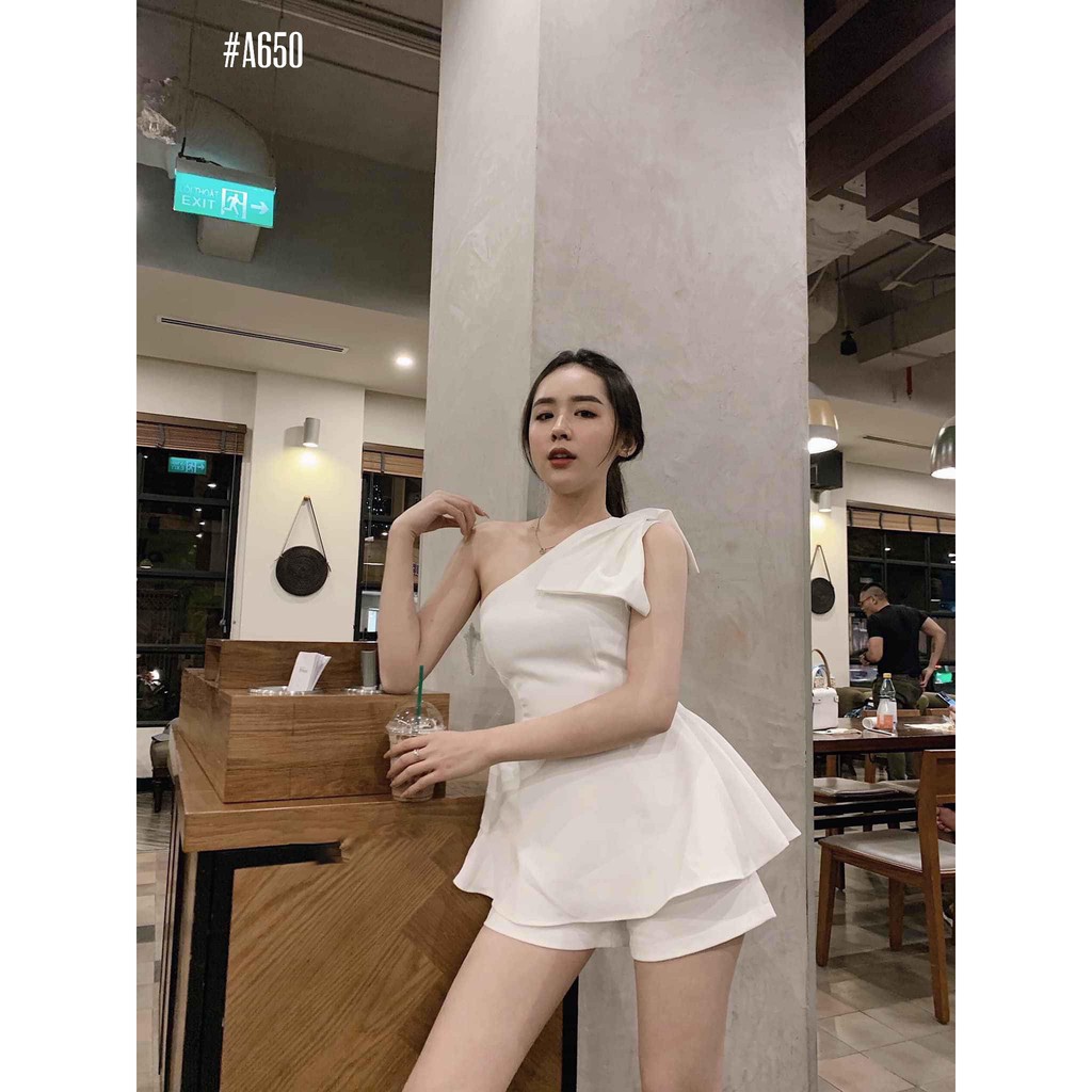 Set lệch vai áo quần nữ vải cotton sang xịn phong cách | BigBuy360 - bigbuy360.vn