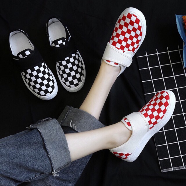 [Mã FAGREEN245 giảm 10% tối đa 30k đơn từ 99k] Giầy thể thao kẻ caro siêu êm | BigBuy360 - bigbuy360.vn