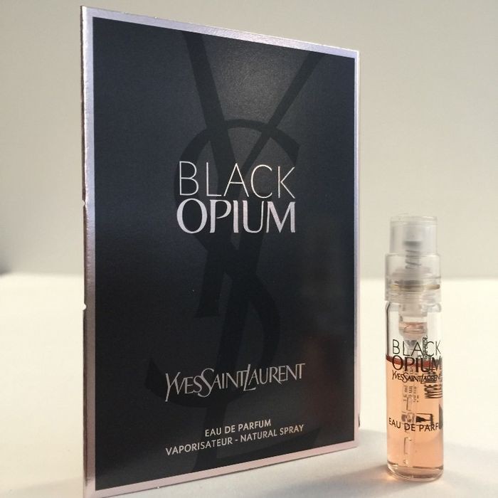 Vial nước hoa YSL Black Opium | BigBuy360 - bigbuy360.vn