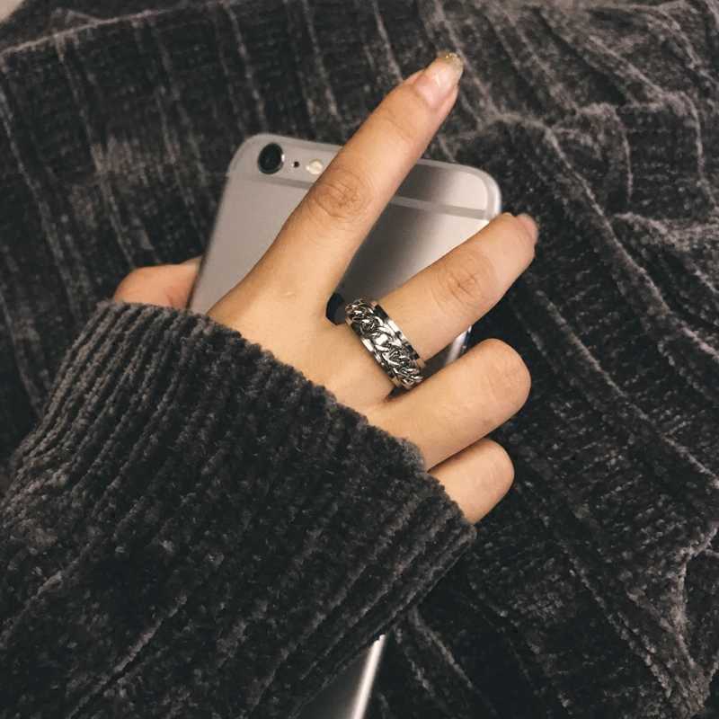 Nhẫn xoay cá tính độc đáo