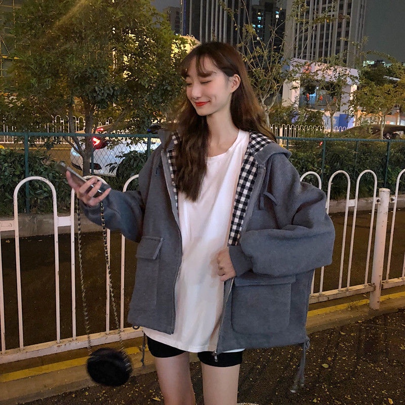 Áo Khoác Mỏng Dáng Rộng Kẻ Sọc Kiểu Hàn Quốc Thiết Kế Mới Cho Nữ