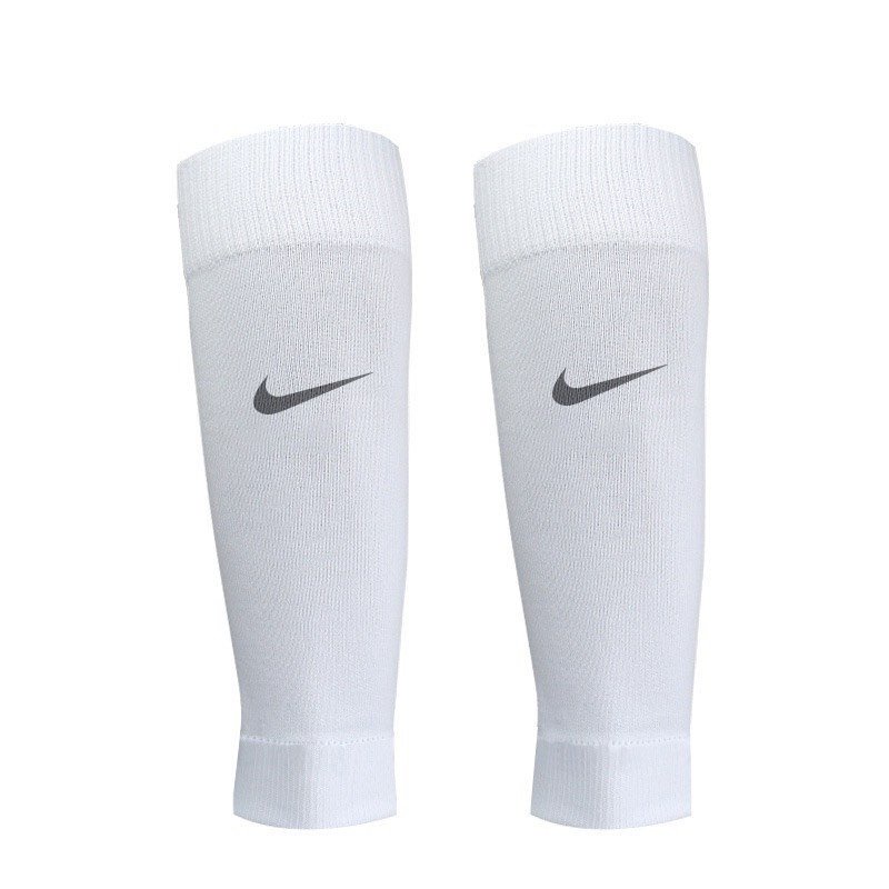 Tất/vớ ống đá bóng, đá banh Nike, Adidas, Puma, Mizuno loại dài, nhiều màu sắc dành cho bóng đá và các môn thể thao.