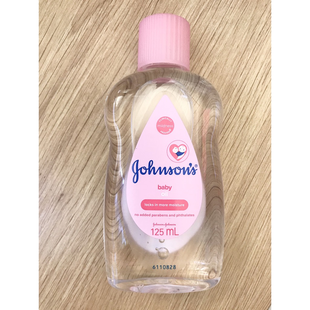 Dầu Massage dưỡng ẩm Johnson's Baby 50ml, giúp bé ngủ ngon hơn