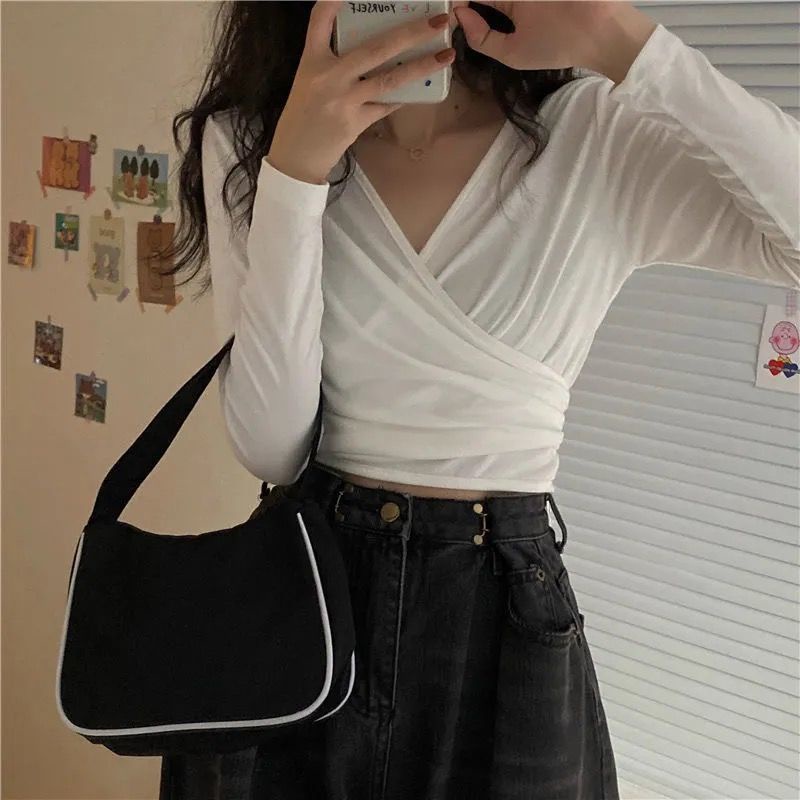 Áo thun COZOK tay dài cổ chữ V ôm dáng đơn giản đa năng