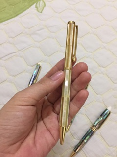 Bút Ngọc Trai